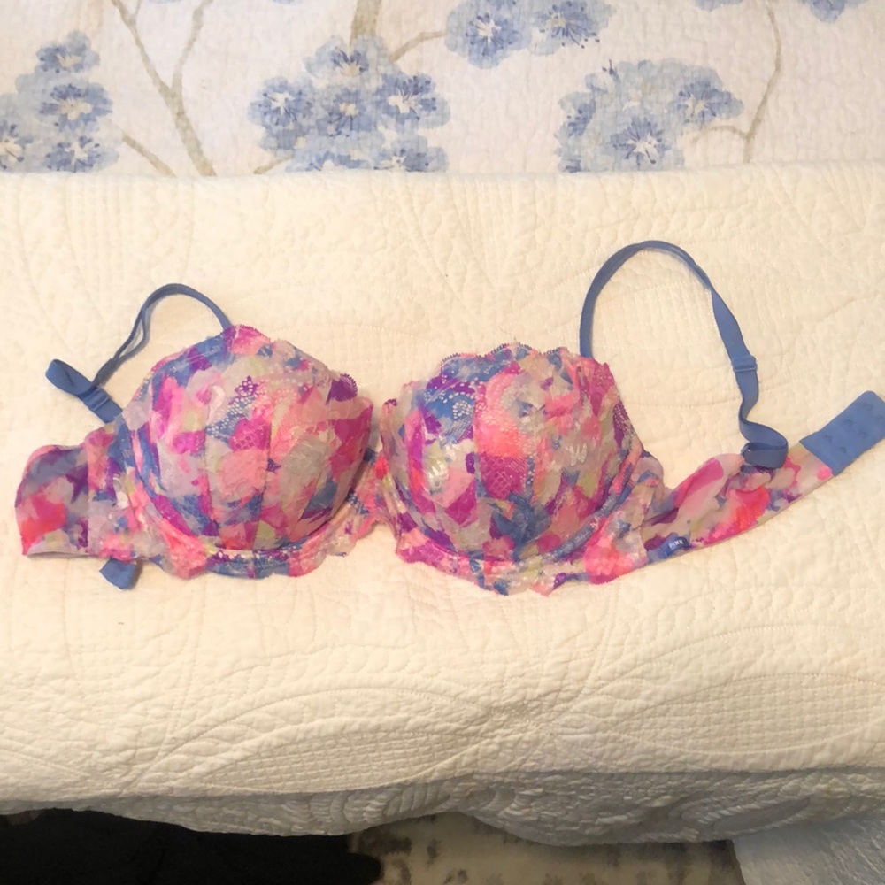 Victoria Secret Pink push up